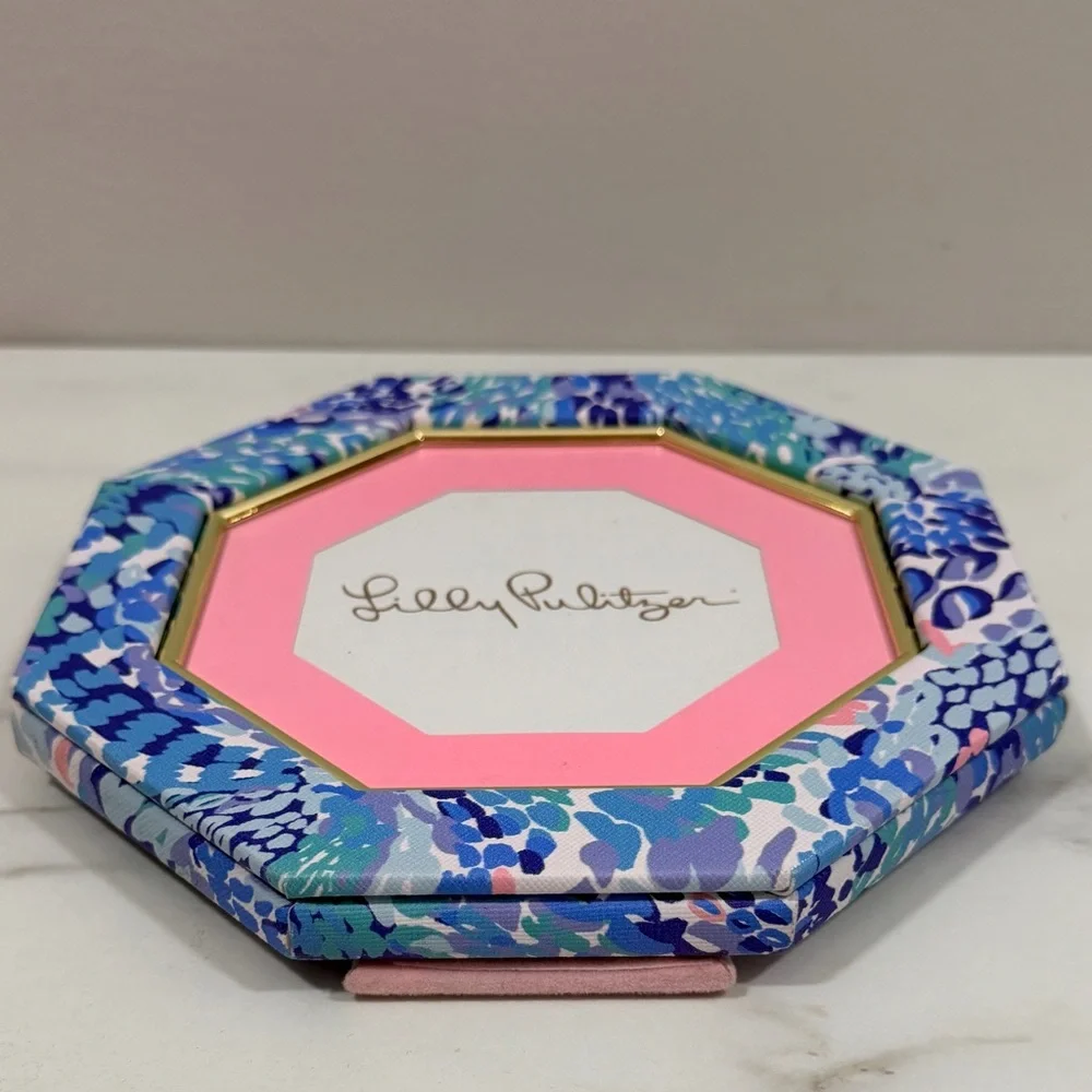 Lilly Pulitzer Octagon Photo Frame “Wave After Wave” 000428 7” Turquoise Oasis